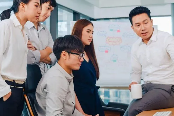 Hình ảnh minh họa tầm quan trọng của cờ bạc có trách nhiệm và sự tự chủ trong việc kiểm soát hành vi cá cược.